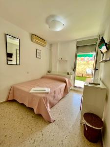 663847736:  en Málaga