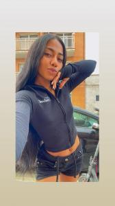 671412248: Chica busca chico en Gerona