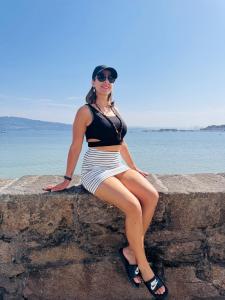 697696775: Chica busca chico en Orense