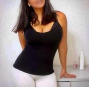602430677: Chica busca chico en Gerona