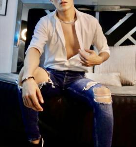 657653886: Chico busca chica en Valencia