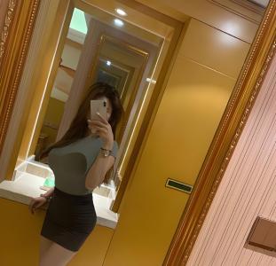 641668248: Chica busca chico en Barcelona