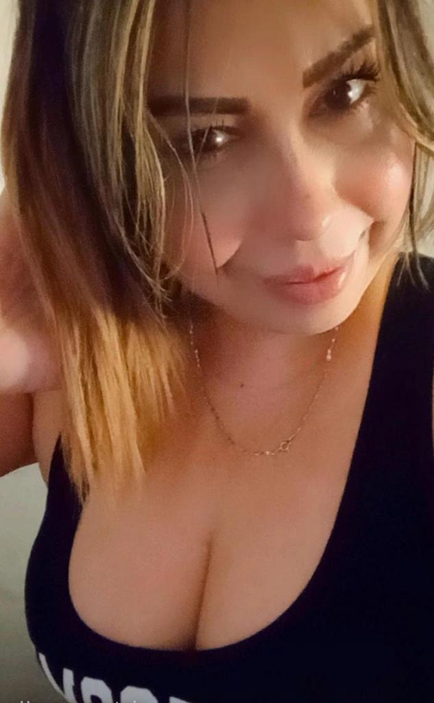 666175017: Chica busca chico en Barcelona