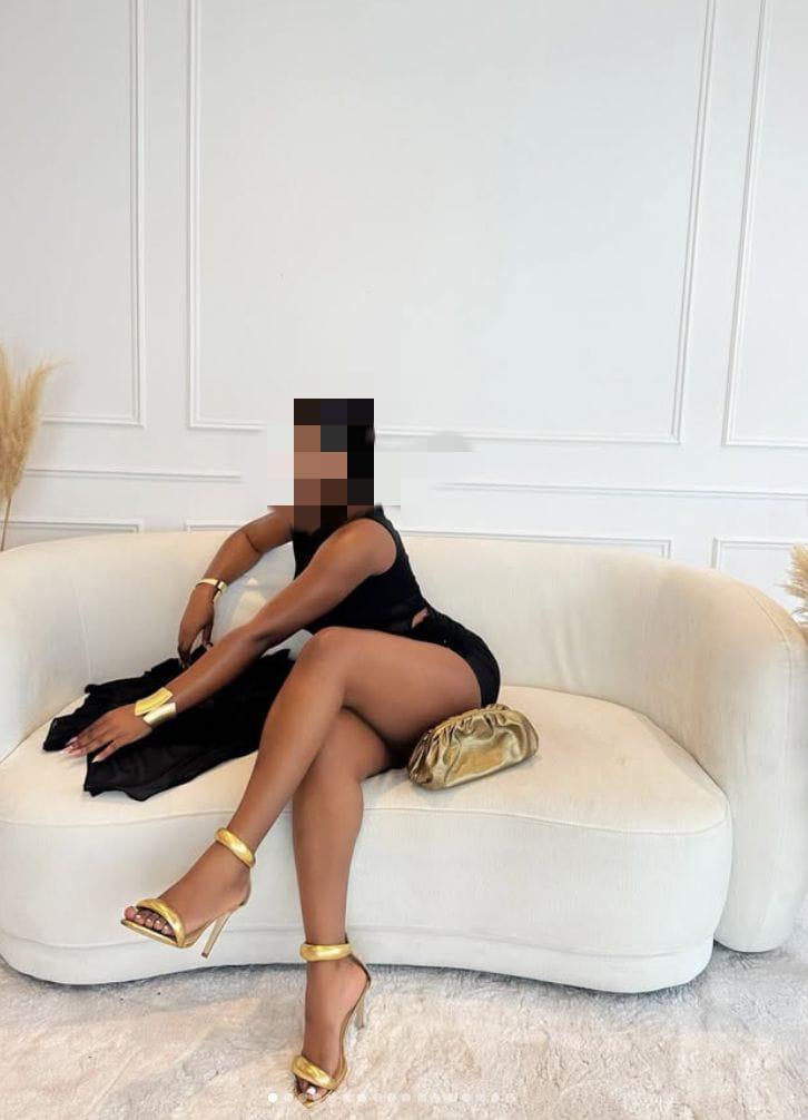 624435556: Chica busca chico en Madrid