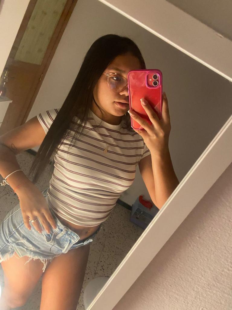 607529088: Chica busca chico en Las Palmas