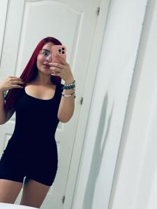 665181170: Chica busca chico en Cádiz