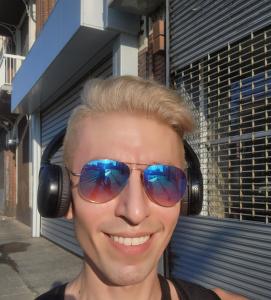 623911348: Chico busca chica en Barcelona