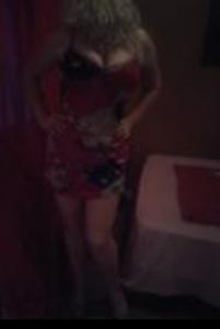 693677594: Chica busca chico en Tarragona