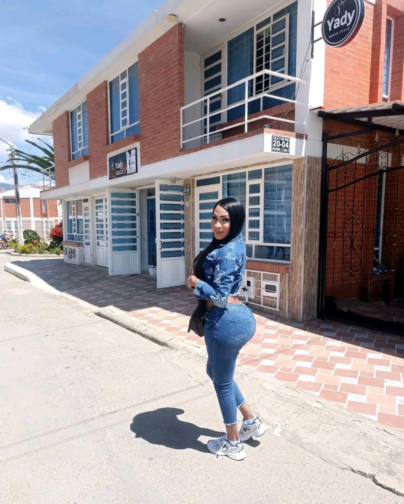 634125140: Chica busca chico en Murcia