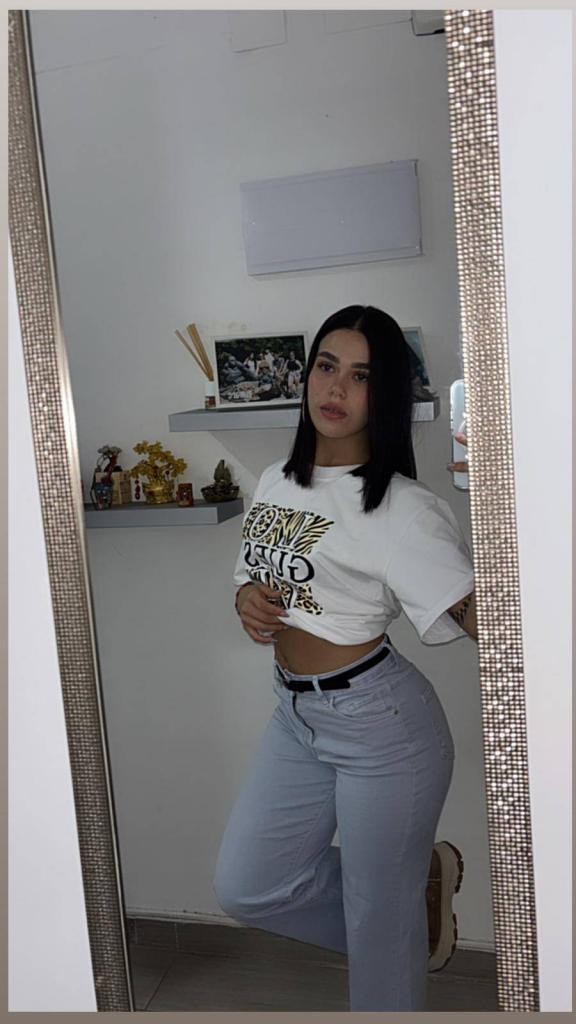 627069629: Chica busca chico en Valencia