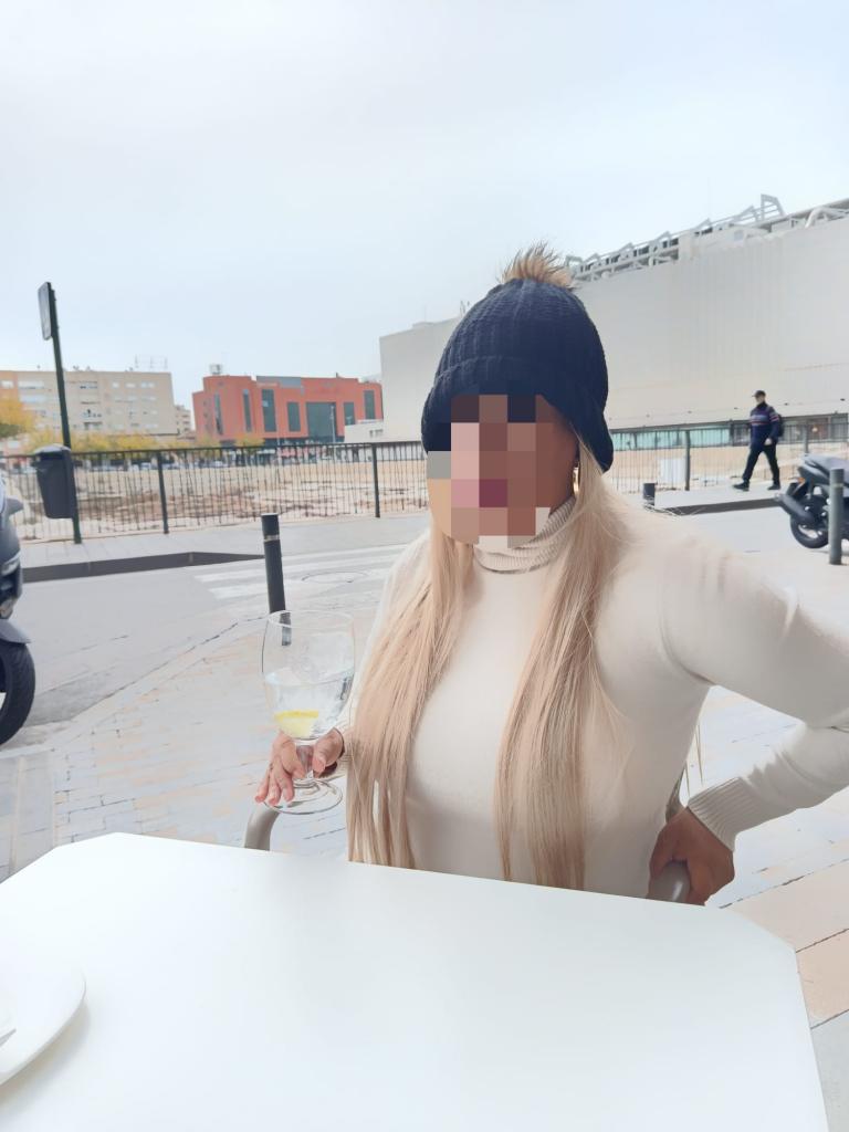 742024210: Chica busca chico en Murcia