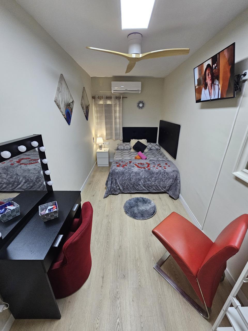 667272672:  en Barcelona