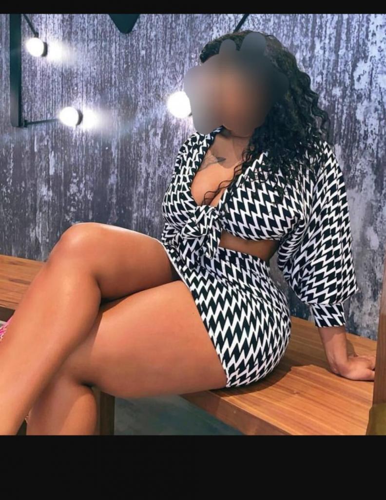 Chica busca chico en Jaén: 