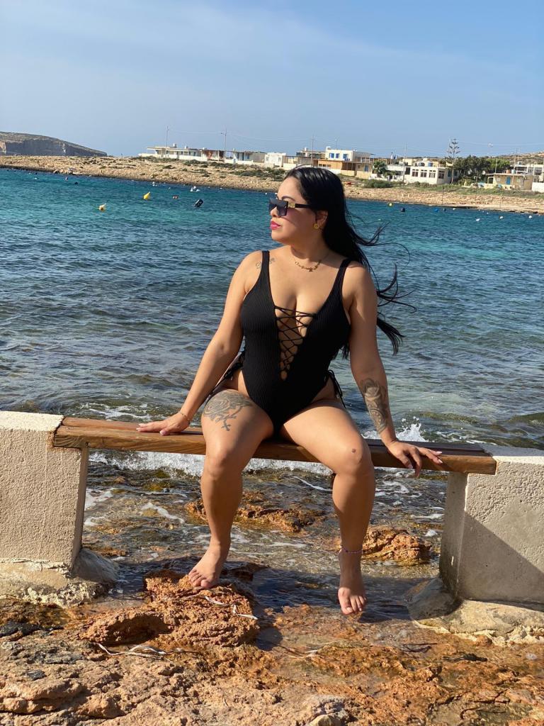 614286993: Chica busca chico en Zaragoza