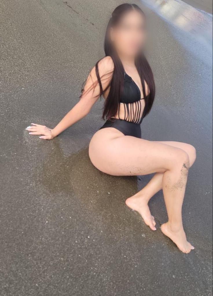 631993164: Chica busca chico en Tarragona