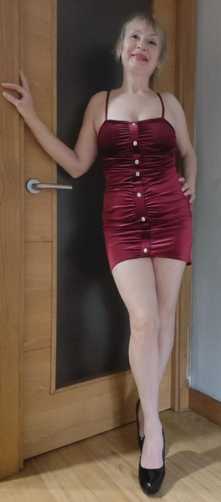 614465421: Chica busca chico en Navarra