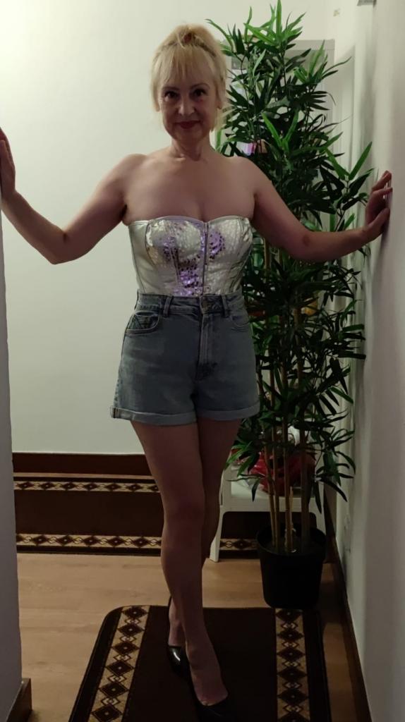 614465421: Chica busca chico en Navarra