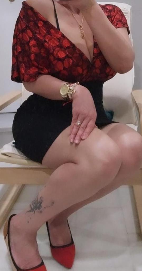 Chica busca chico en Cádiz: Chica busca chico