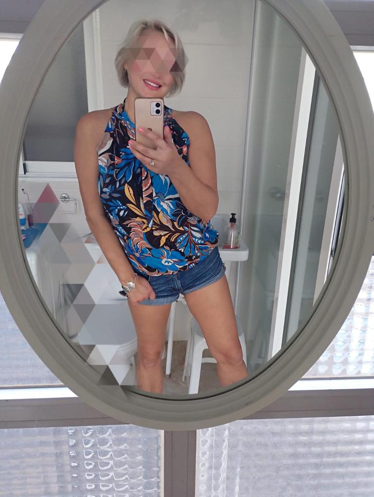 677946855: Chica busca chico en Alicante