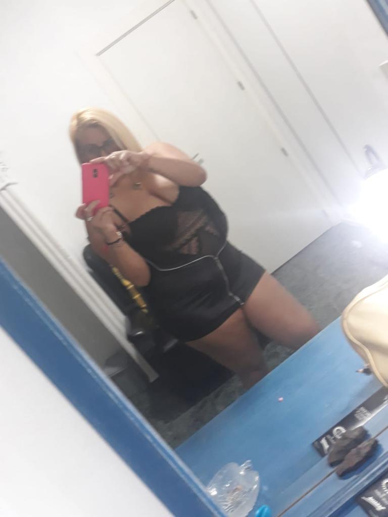 632756740: Chica busca chico en Murcia