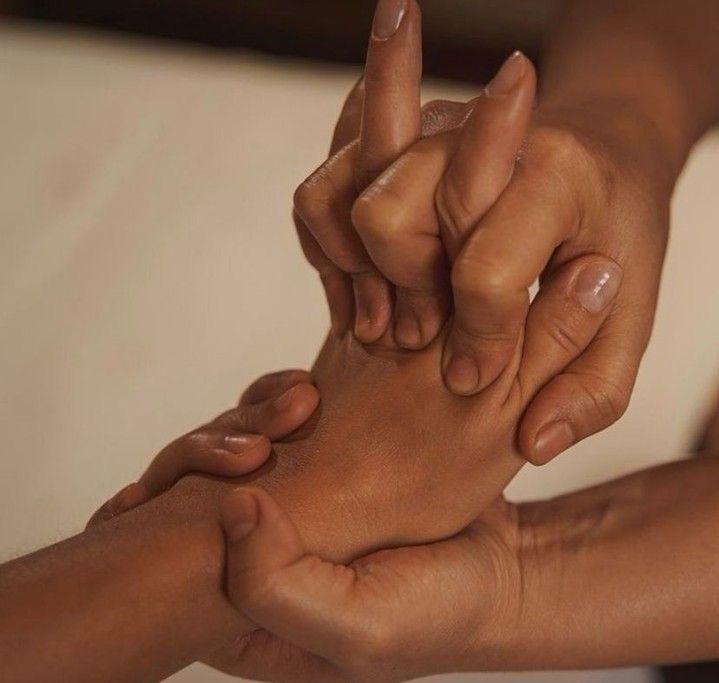 610880128: Chica busca chico en Valencia