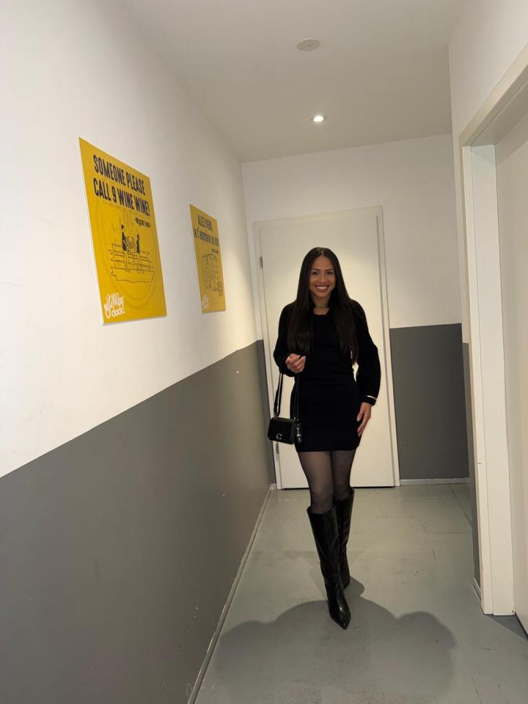 Chica busca chico en Valencia: Chica busca chico