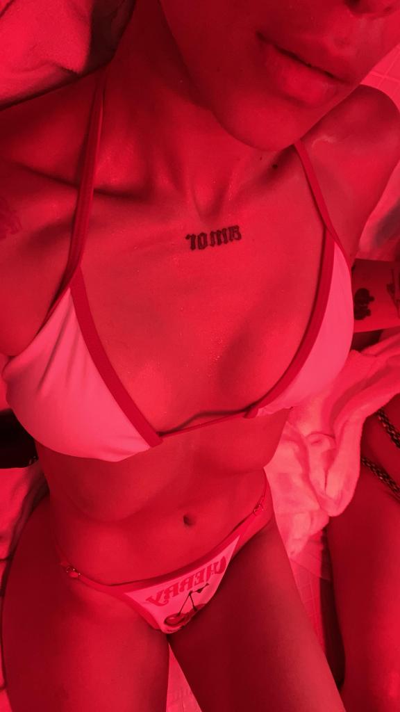 641214067: Chica busca chico en Orense