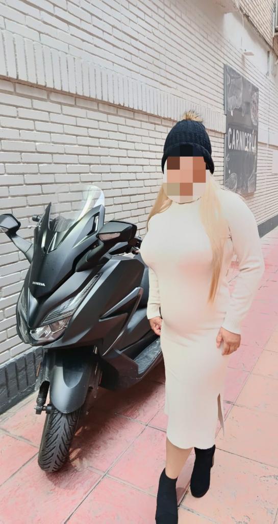 742024210: Chica busca chico en Murcia