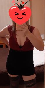 643710494: Chica busca chico en Sevilla