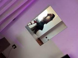 685093541: Chica busca chico en Málaga