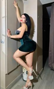 615574398: Chica busca chico en Barcelona