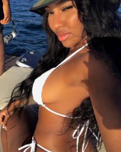 624863795: Chica busca chico en Valencia