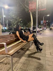 664340075: Travesti en Barcelona
