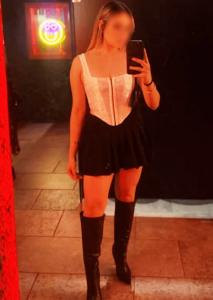603990129: Chica busca chico en Barcelona