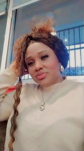 613383365: Chica busca chico en Huelva