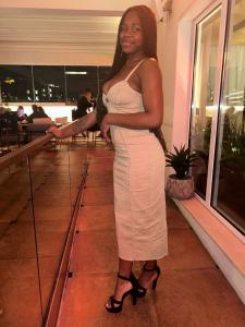 631340238: Chica busca chico en Almería