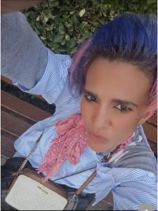 631290734: Chica busca chico en Gerona