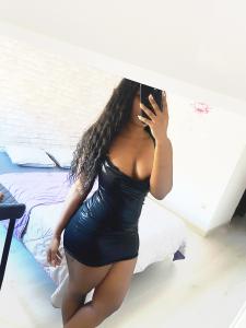 644947500: Chica busca chico en Madrid