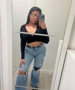 642631305: Chica busca chico en Cádiz