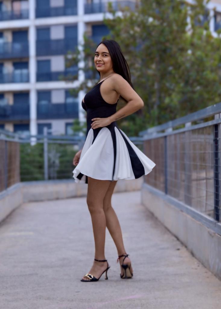 Chica busca chico en Valencia: Chica busca chico