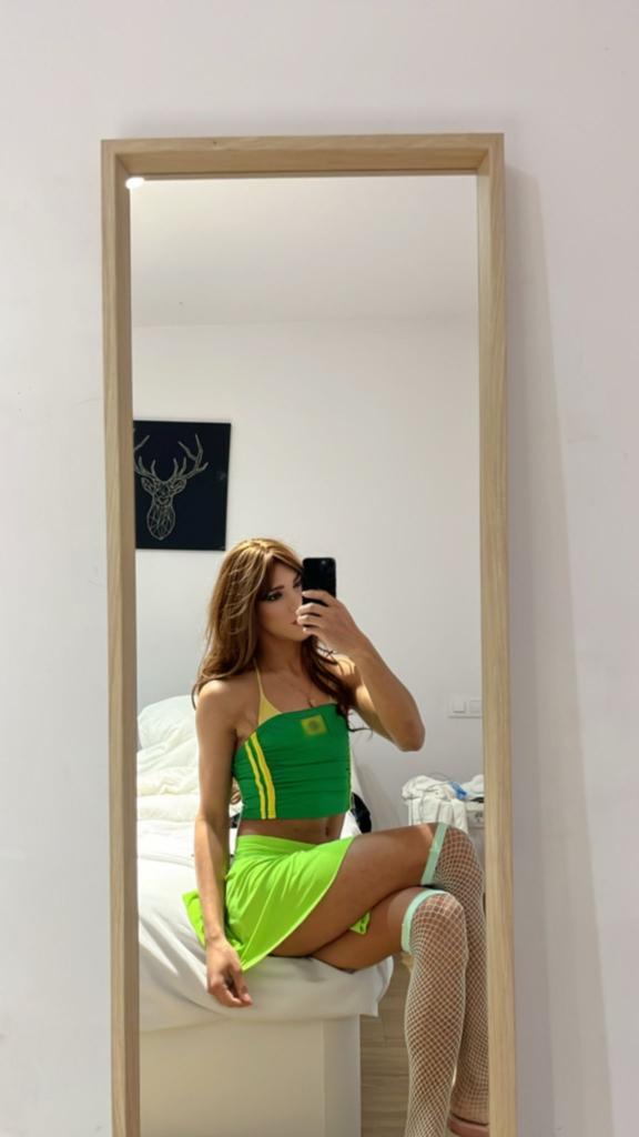 622795782: Transexual en Sevilla