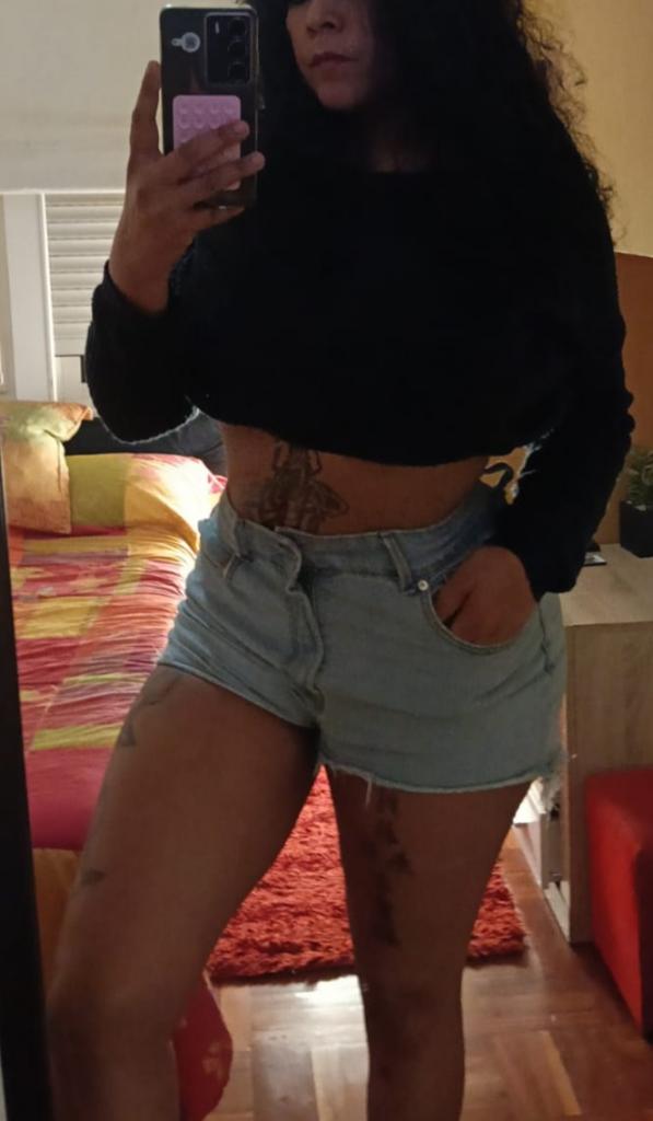 611238987: Chica busca chico en La Coruña