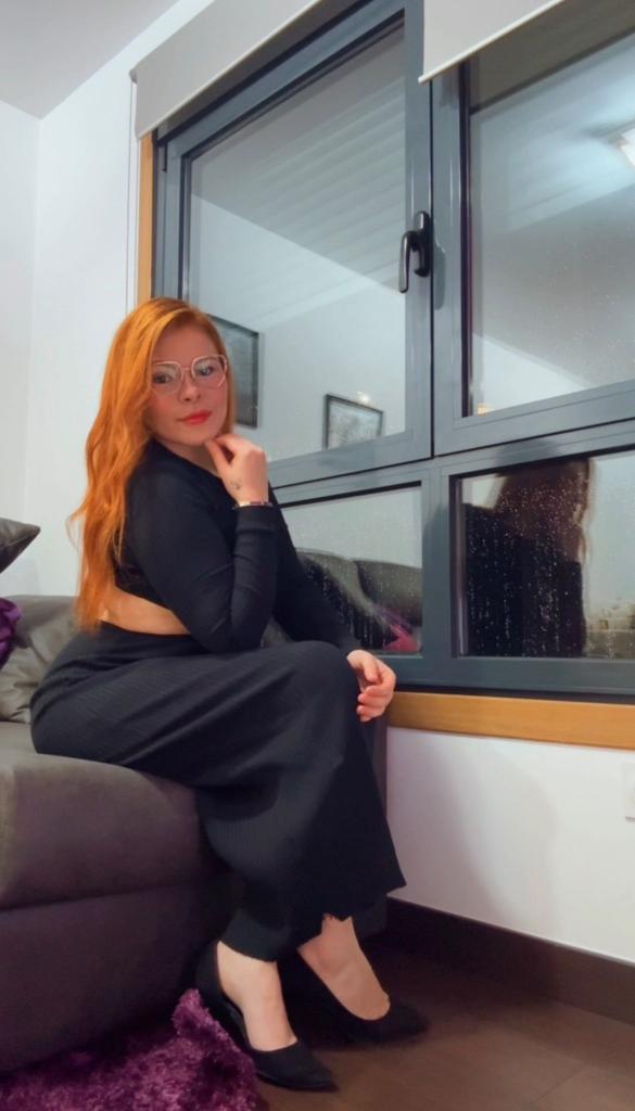 614836234: Chica busca chico en La Coruña