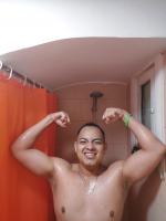 613313102: Chico busca chica en Barcelona