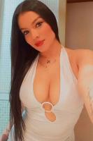 641230345: Chica busca chico en Barcelona