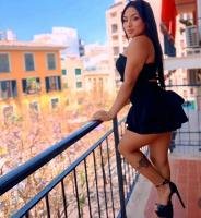 617474171: Chica busca chico en Barcelona