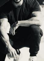 632623700: Chico busca chica en Barcelona