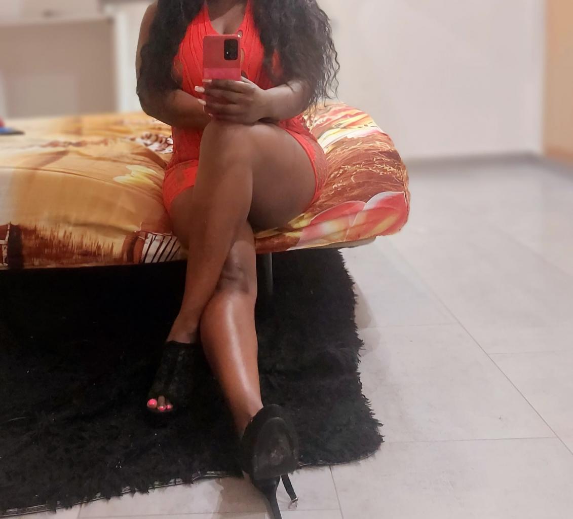 Chica busca chico en Barcelona: 