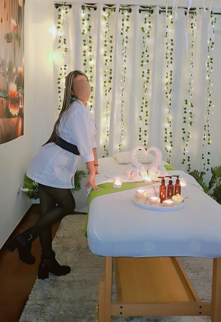 631583415: Chica busca chico en Pontevedra