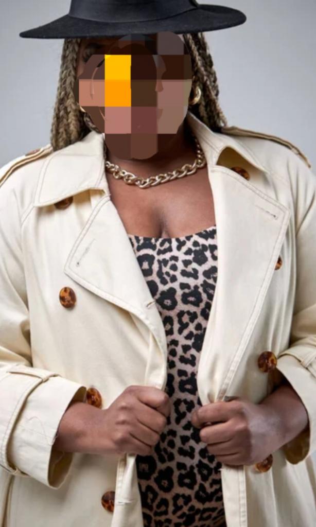 631609115: Chica busca chico en Gerona